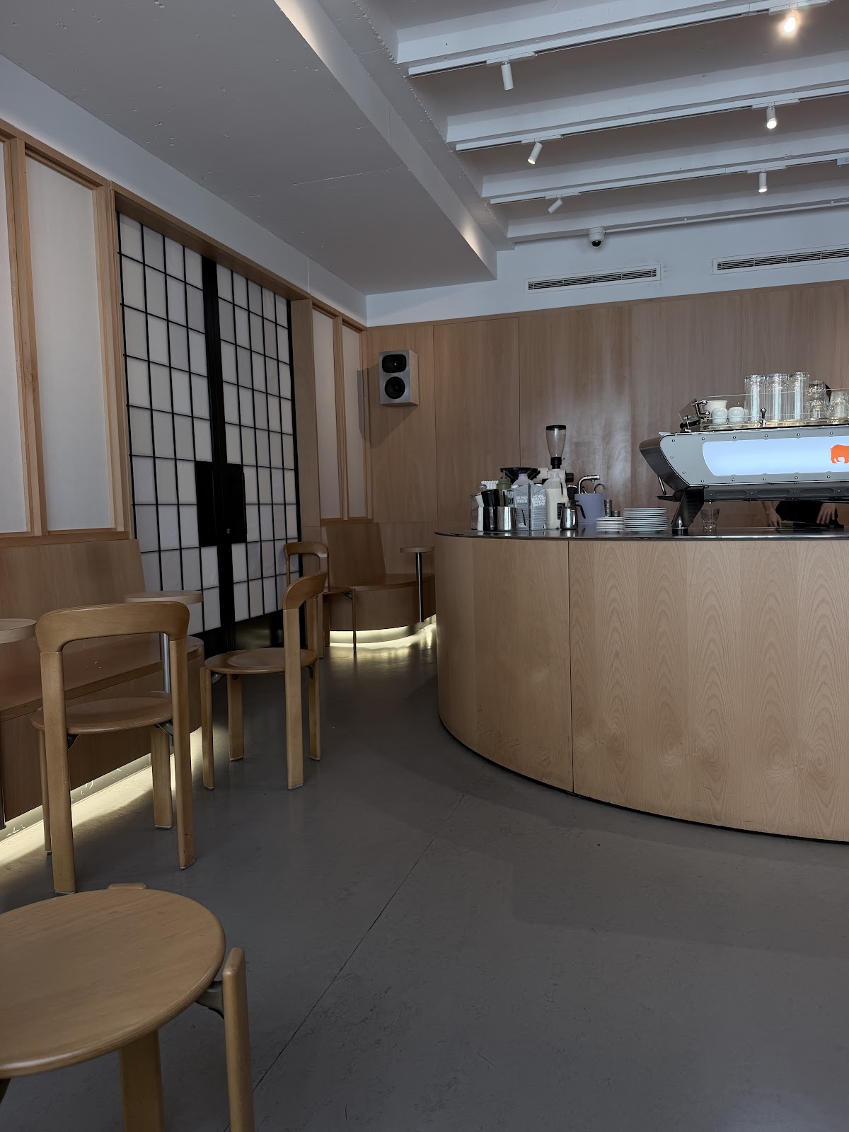 Kiss the Hippo Coffee Soho — café photo 5