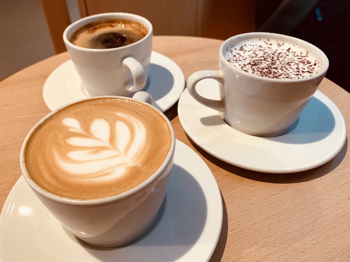 Kiss the Hippo Coffee Soho — café photo 6