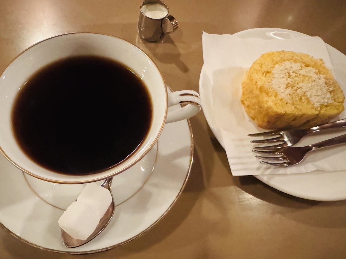 Rokuyosha Coffee — café photo 4