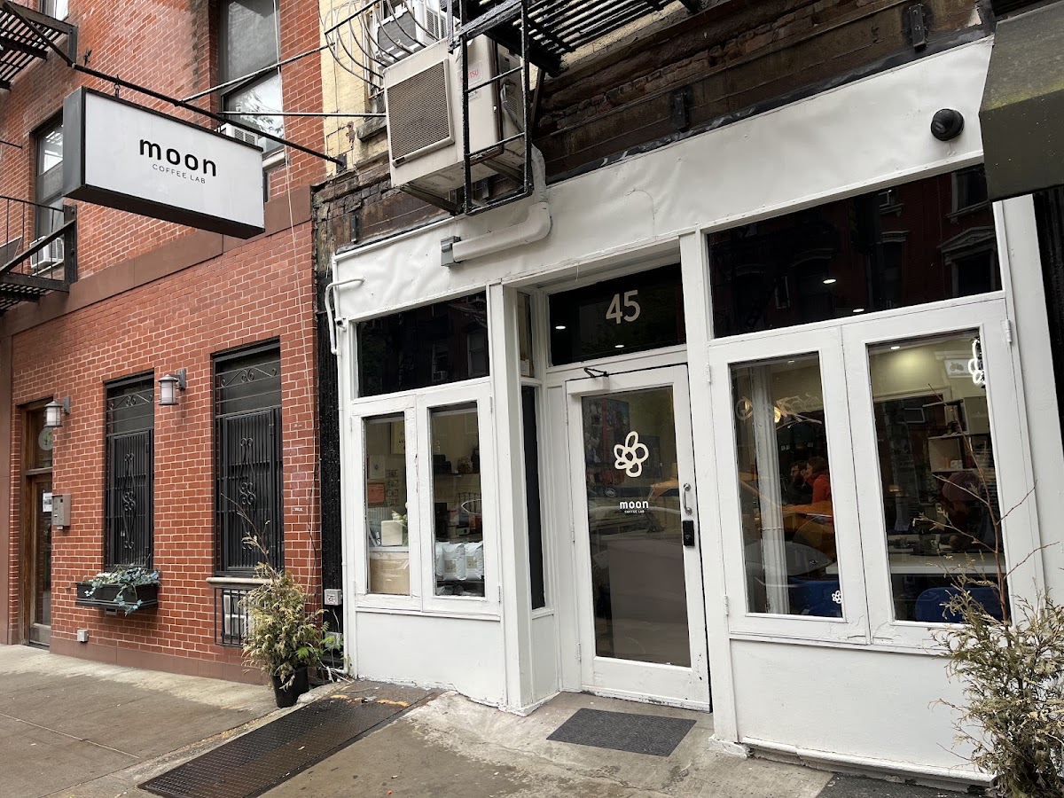 Moon Coffee Lab — café photo 4