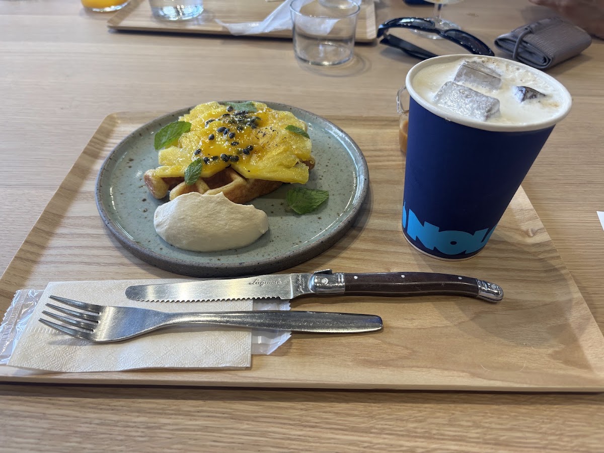 Blue Bottle Coffee Koto City — café photo 4