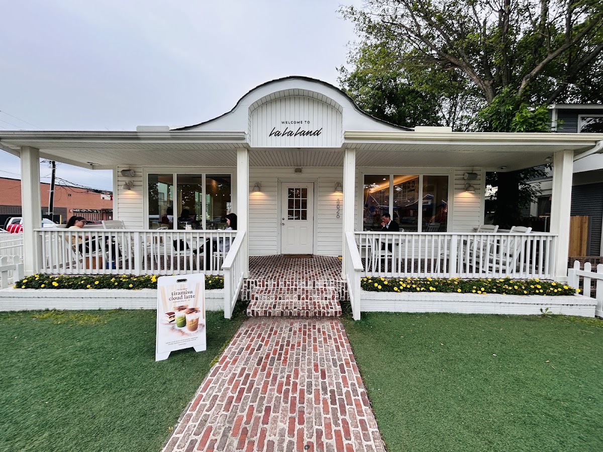 La La Land Kind Cafe — café photo 4