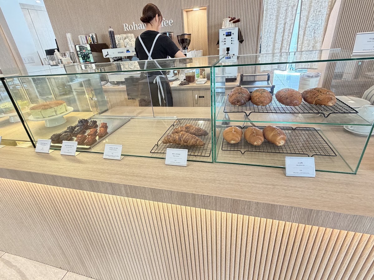 Busan Station Espresso — café photo 2
