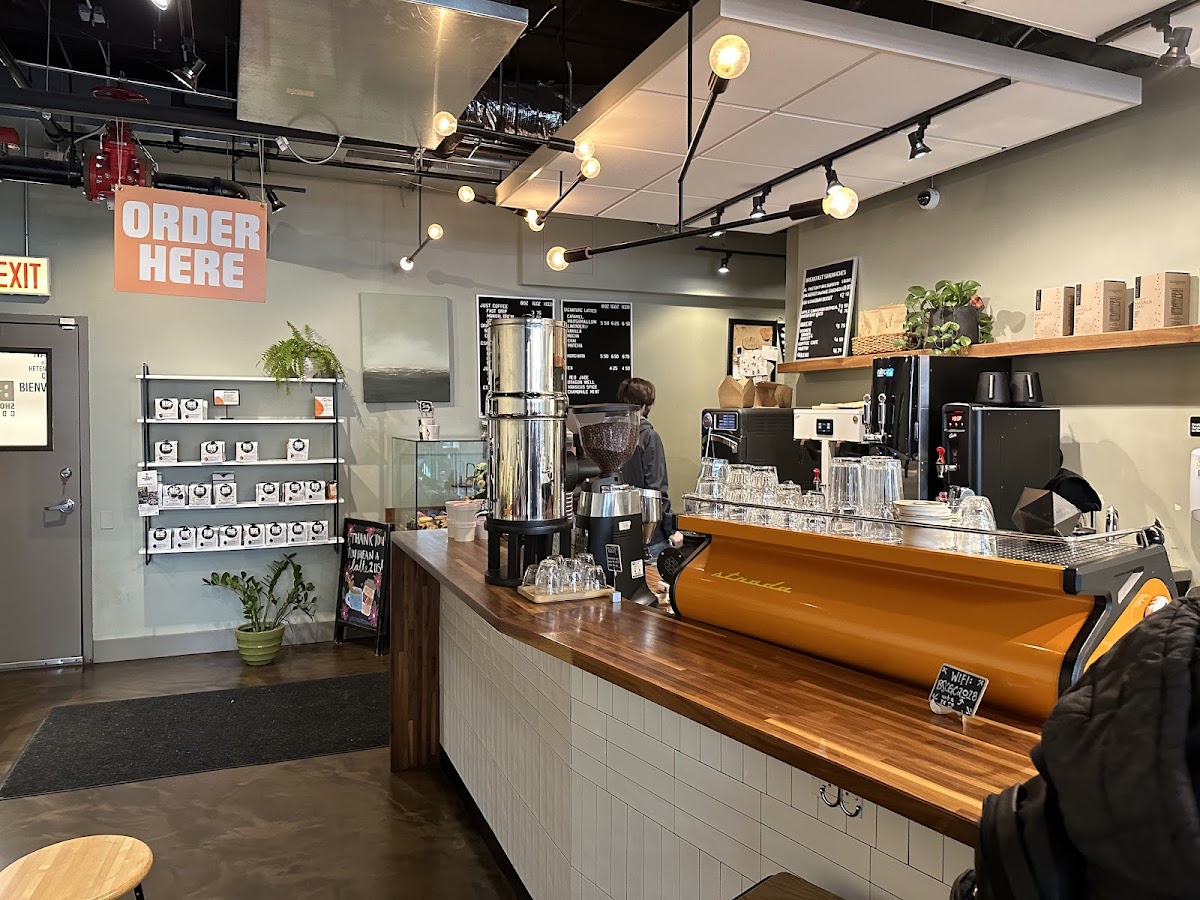 Big Shoulders Coffee — café photo 6