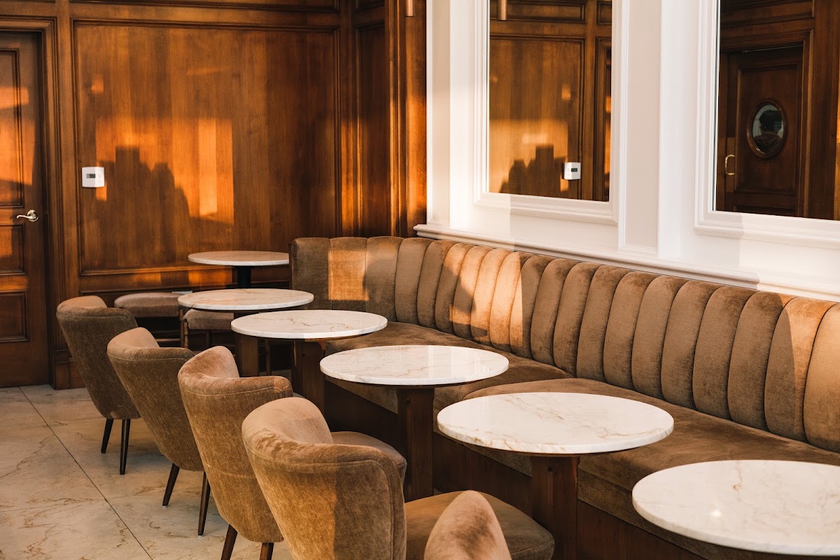 Avva Coffee Beverly Hills — café photo 1