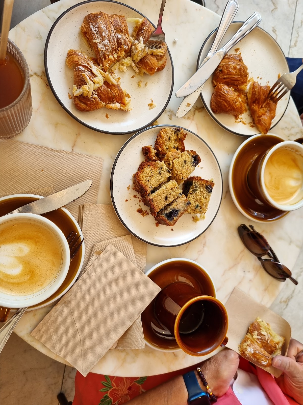 Avva Coffee Beverly Hills — café photo 5