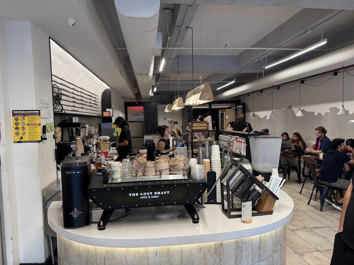 The Lost Draft — café photo 4