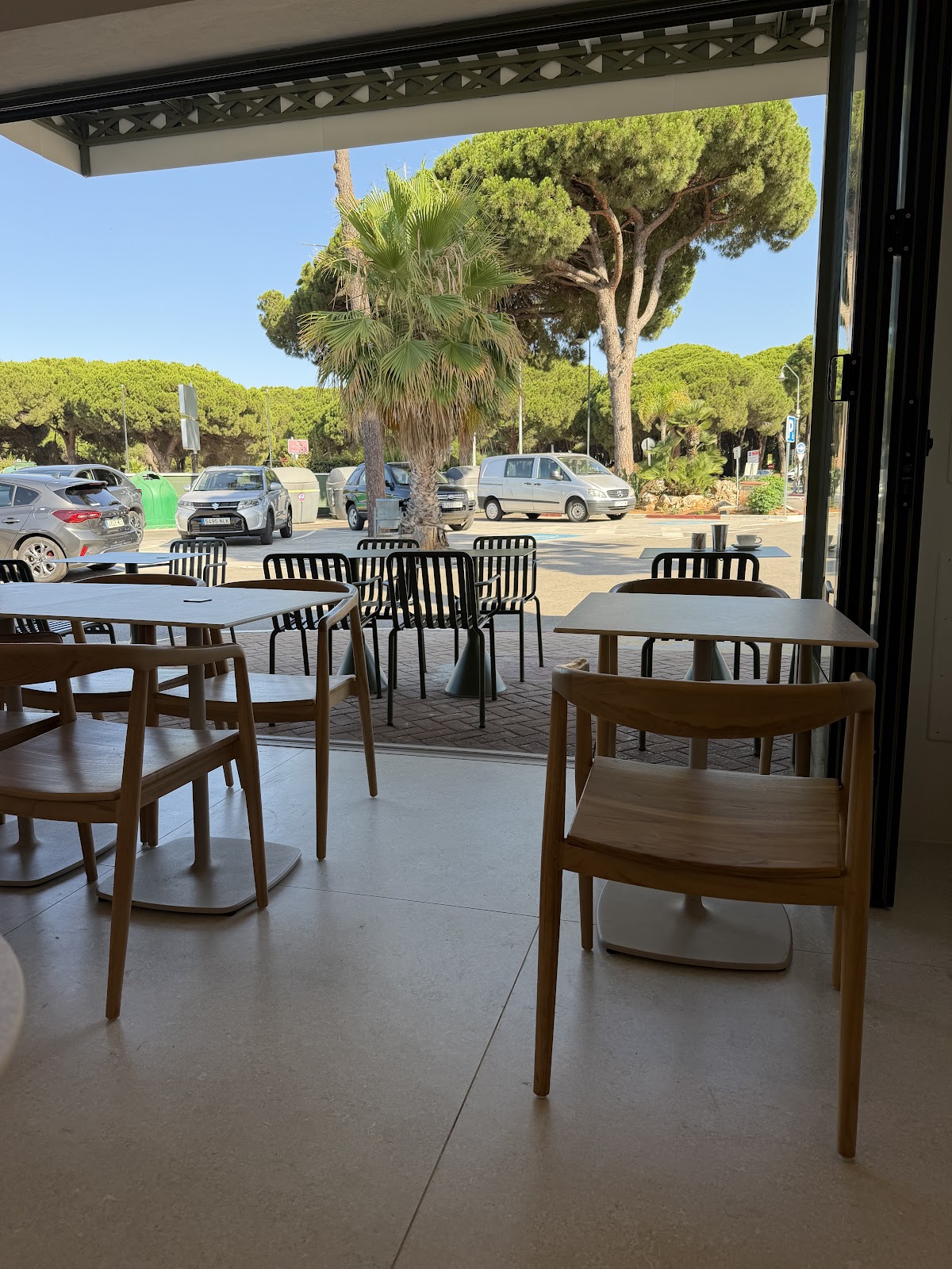 Grind Coffee Elviria — café photo 2