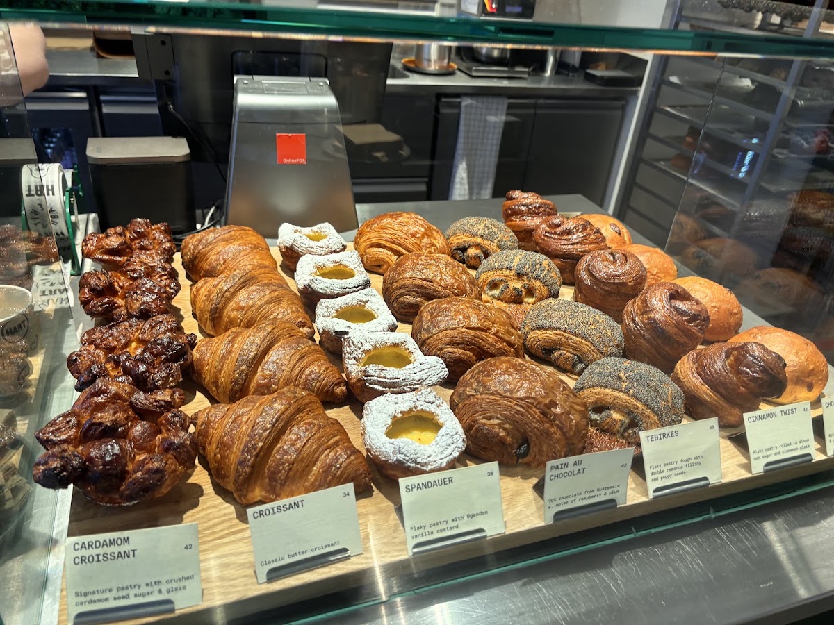 Hart Bageri — café photo 3