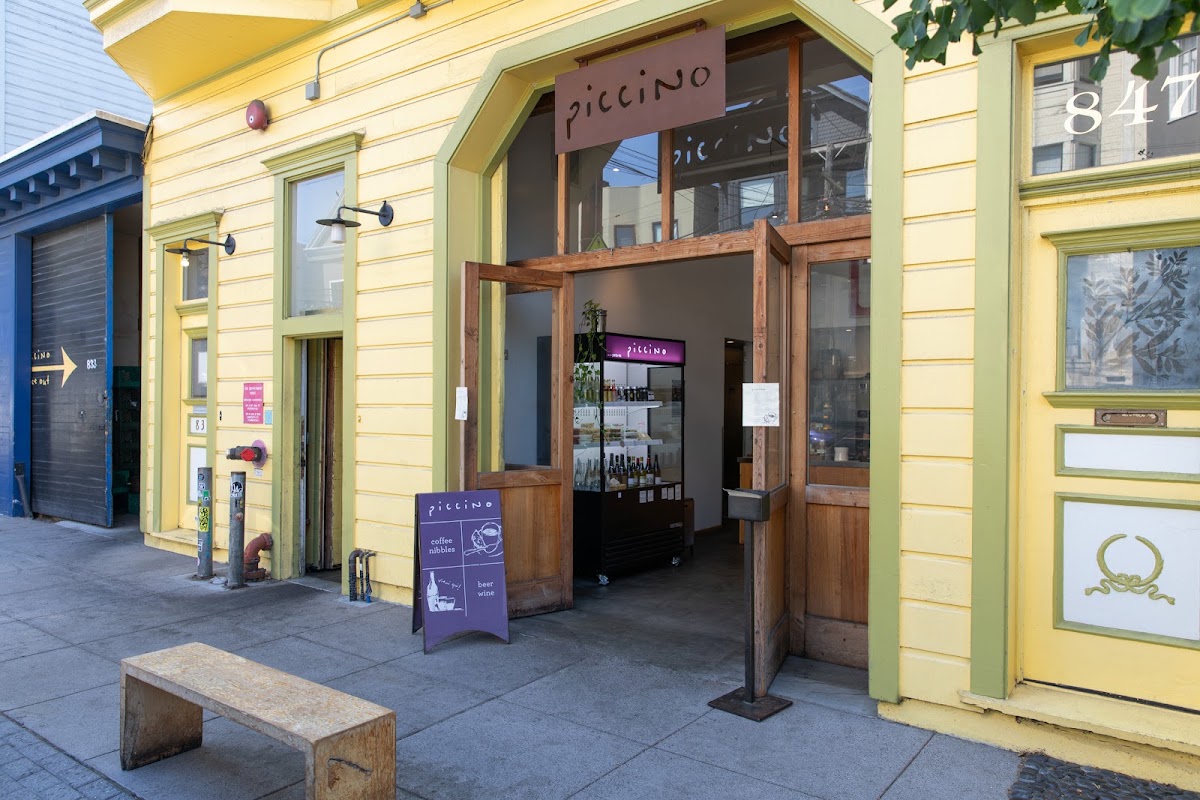 Piccino Coffee Bar — café photo 1