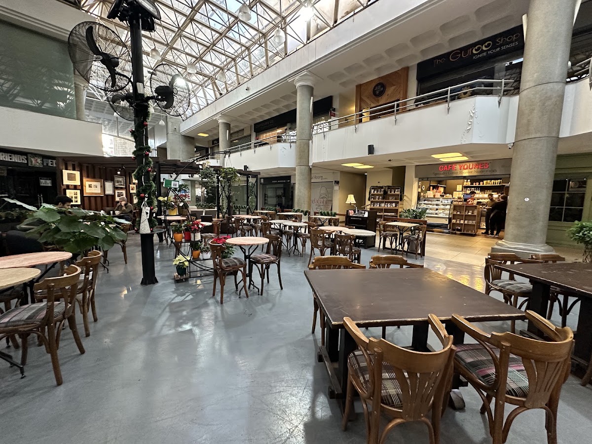Cafe Younes Achrafieh — café photo 6