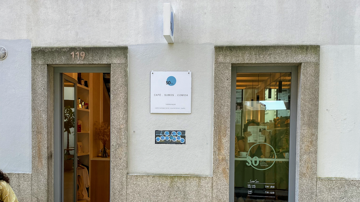 Fábrica Coffee Roasters Porto — café photo 1