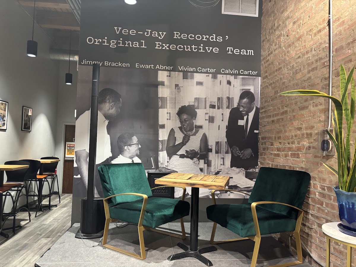 Overflow Coffee Bar — café photo 6