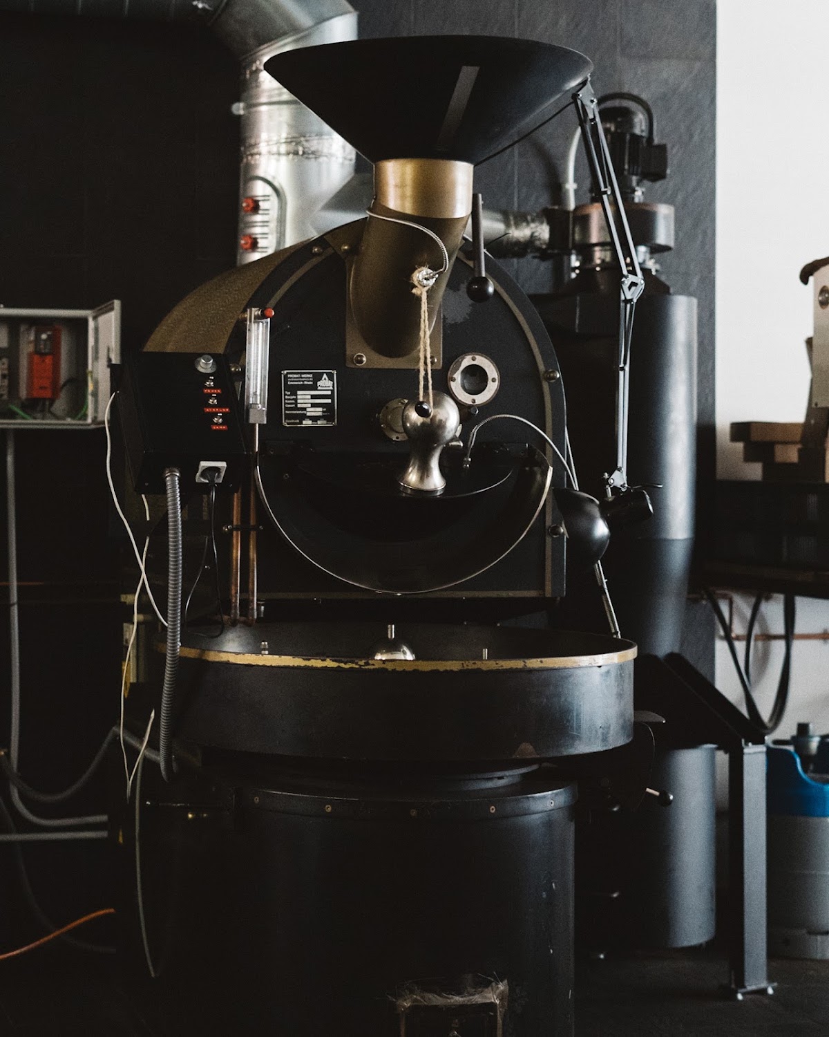 Right Side Coffee — café photo 2