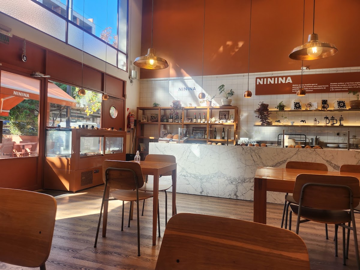 Ninina Bakery — café photo 1