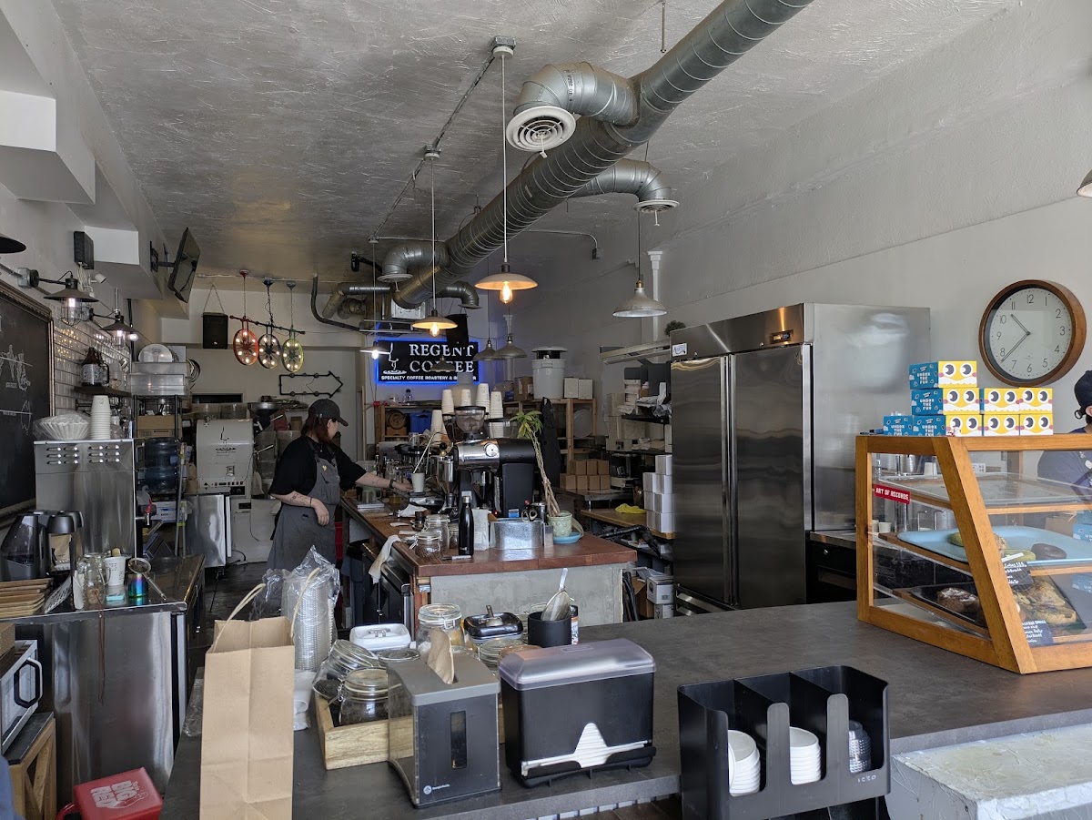 Regent Coffee Roasters and Brew Bar — café photo 4