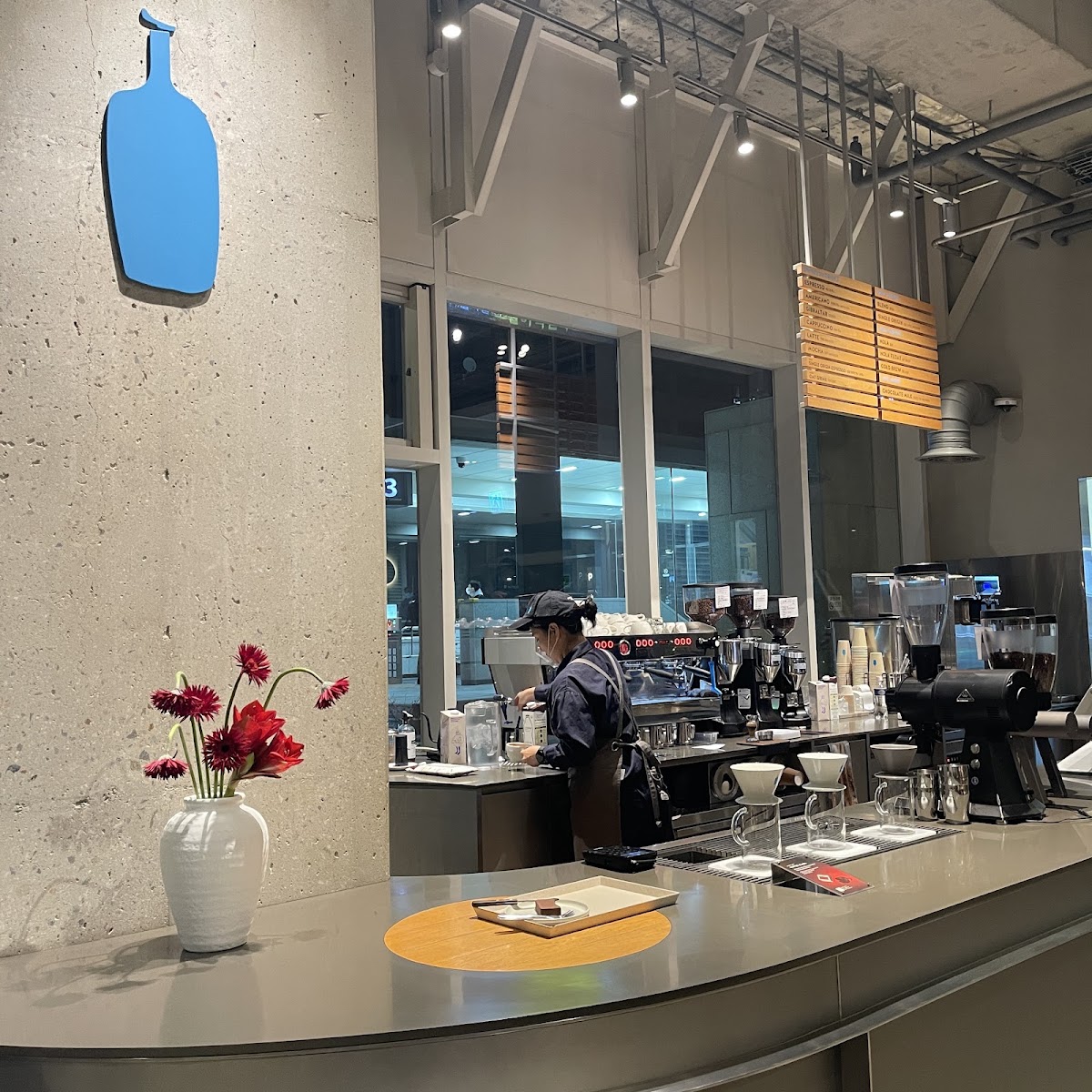 Blue Bottle Coffee Gangnam District — café photo 5