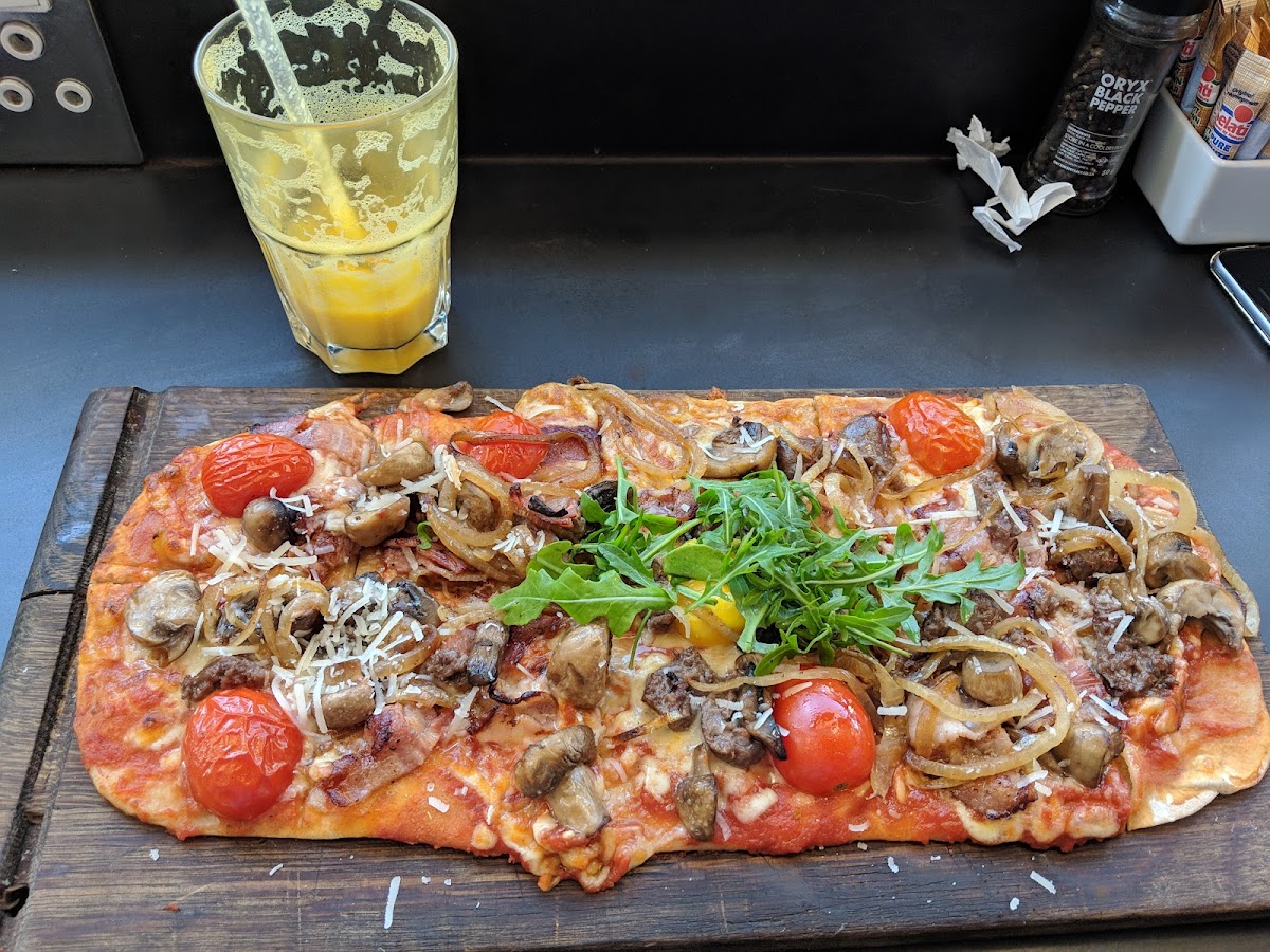 Knead Bakery Sea Point — café photo 4
