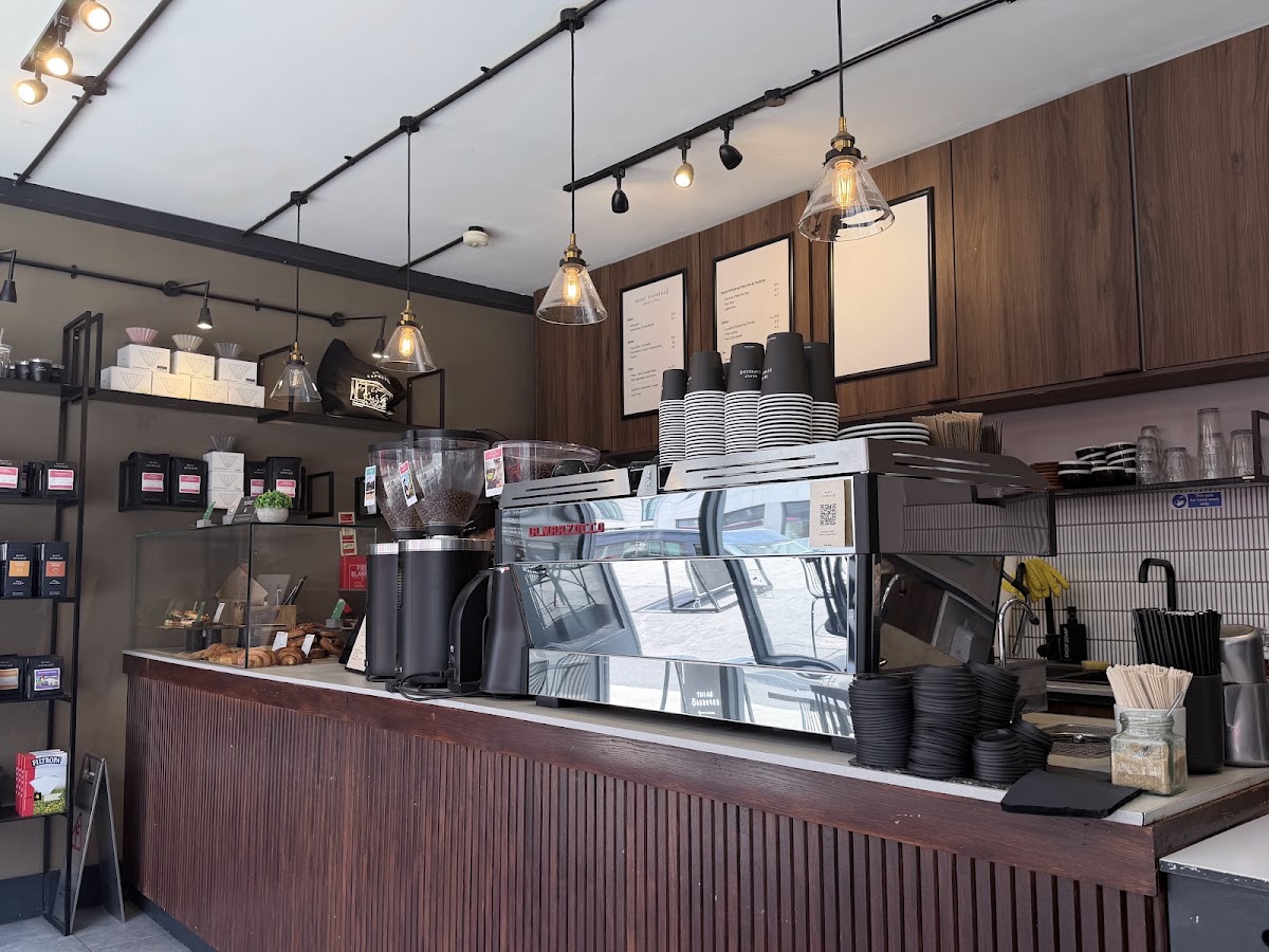 Saint Espresso - Baker Street — café photo 2