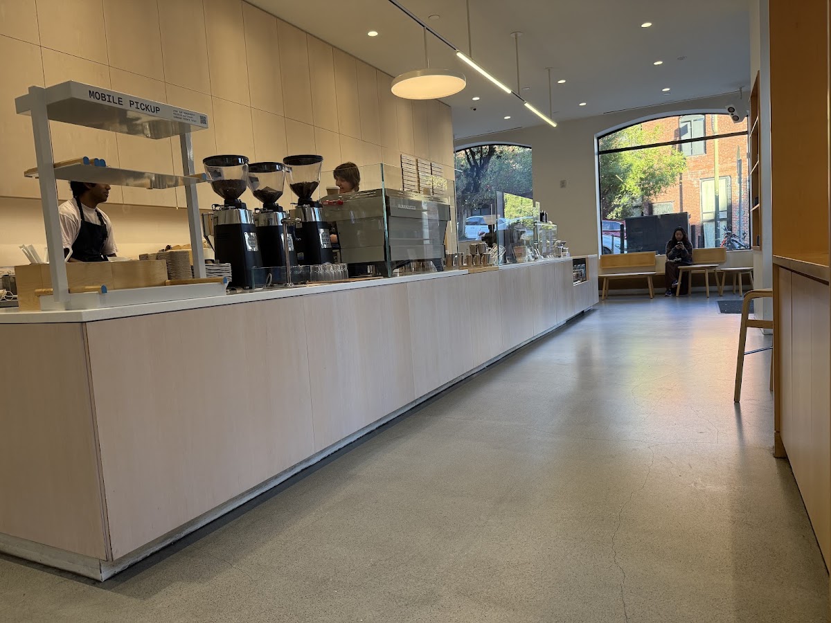 Blue Bottle Coffee CA 94133 — café photo 5