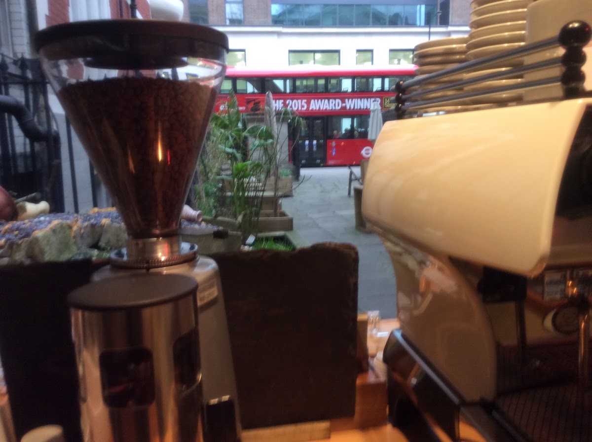 EspressoBase Speciality coffee, Italian style brew bar — café photo 2
