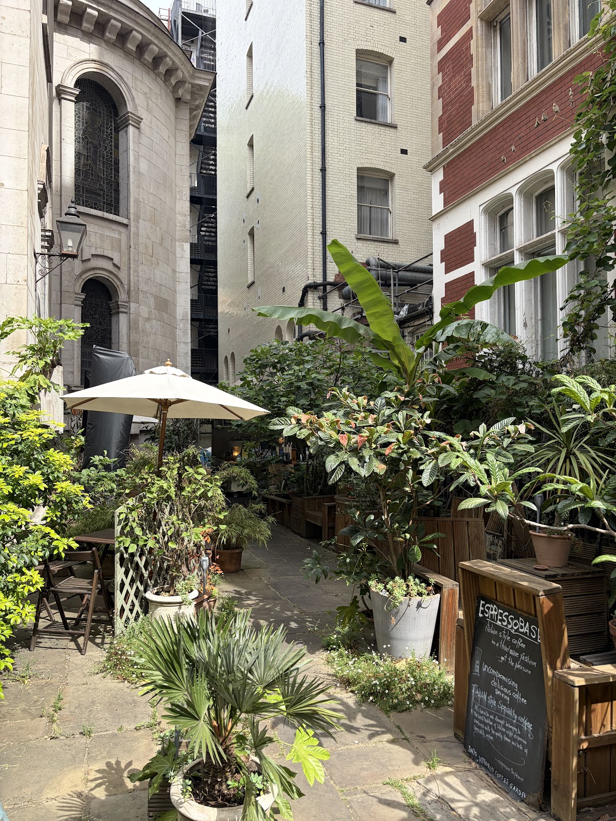 EspressoBase Speciality coffee, Italian style brew bar — café photo 4