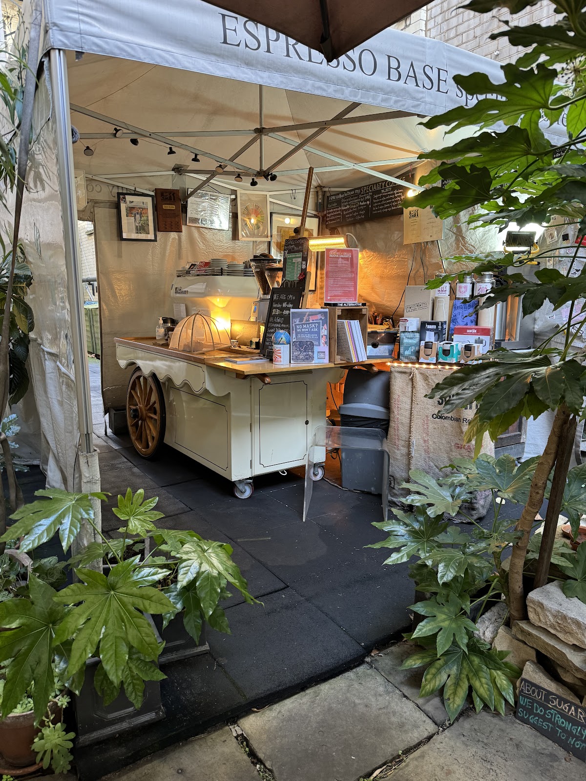 EspressoBase Speciality coffee, Italian style brew bar — café photo 6