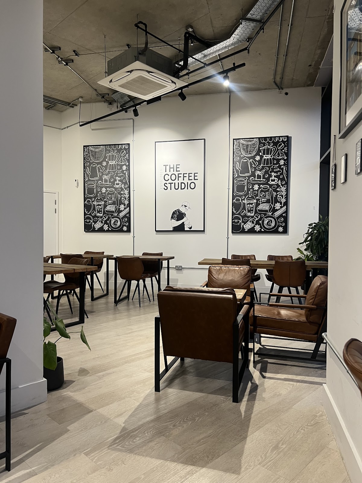 The Coffee Studio - Greenwich — café photo 4