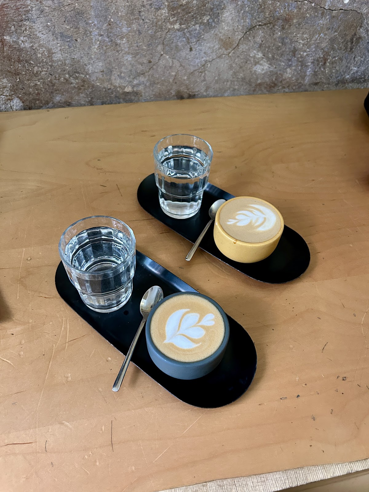 Hola Coffee Barquillo — café photo 3