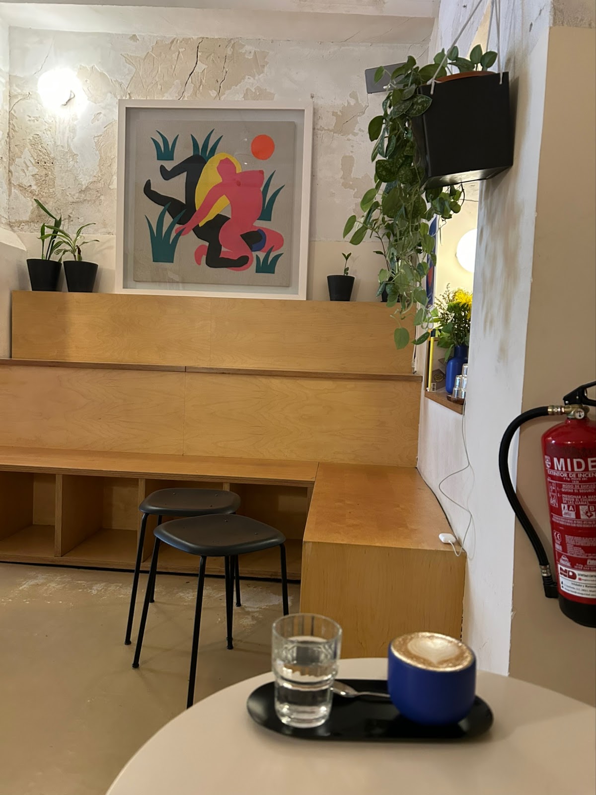 Hola Coffee Barquillo — café photo 6