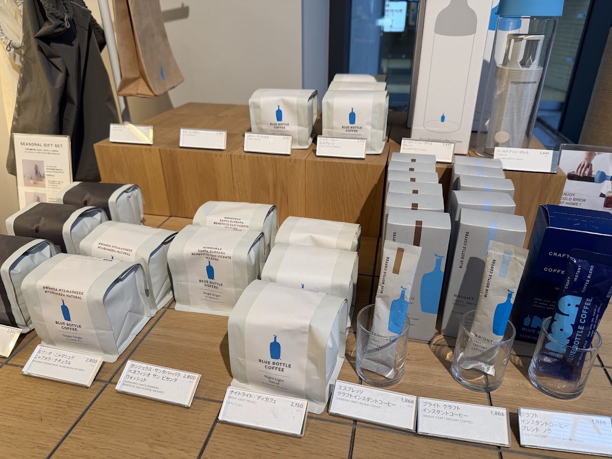 Blue Bottle Coffee Minatomirai — café photo 5