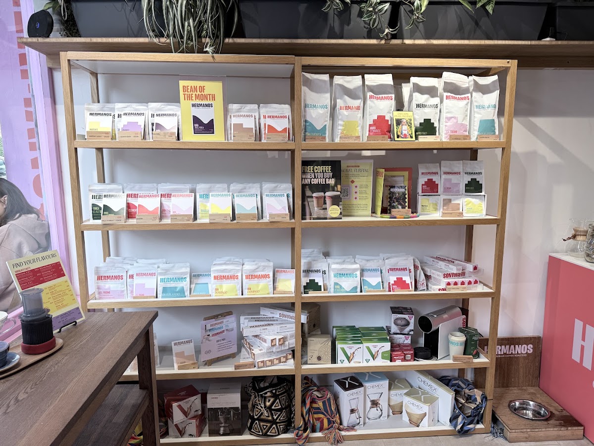 Hermanos Colombian Coffee Roasters — café photo 6