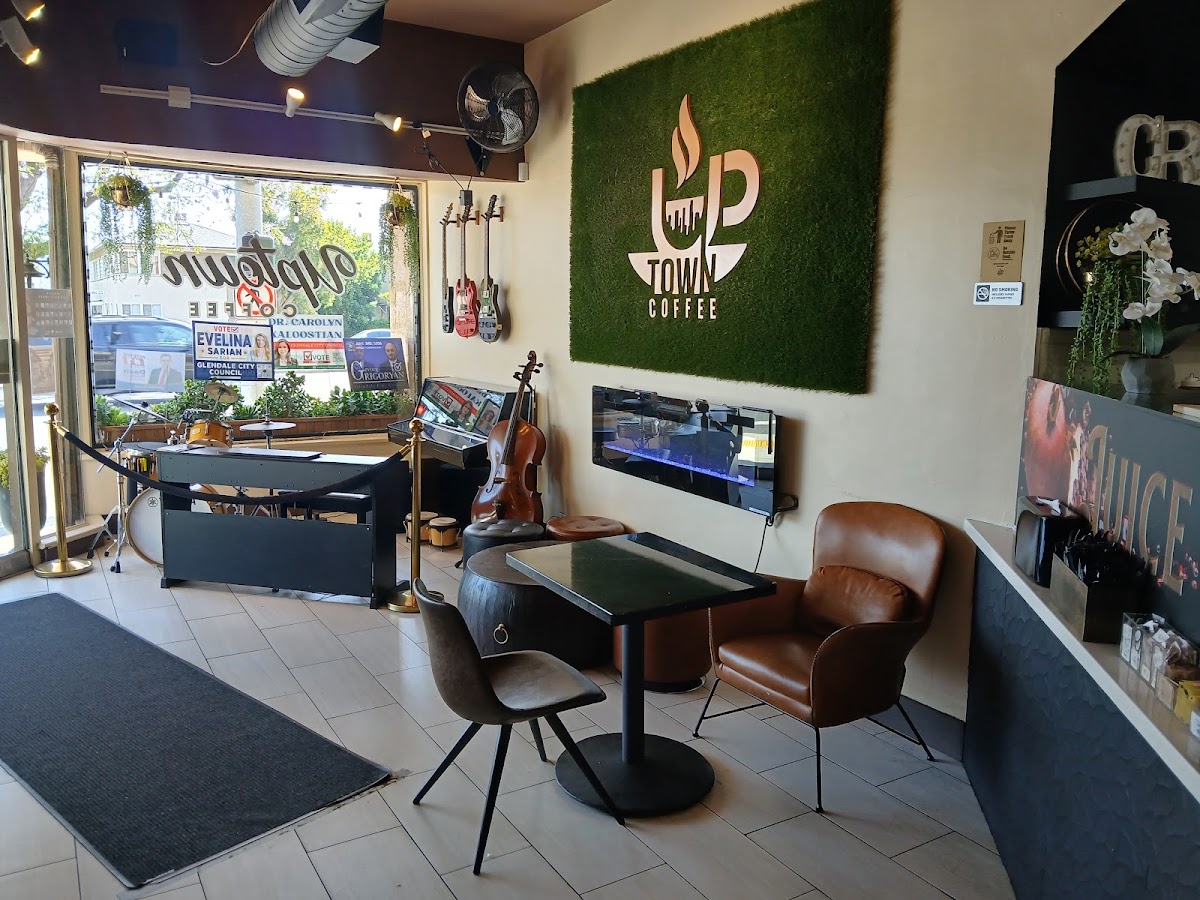 Uptown Coffee — café photo 5