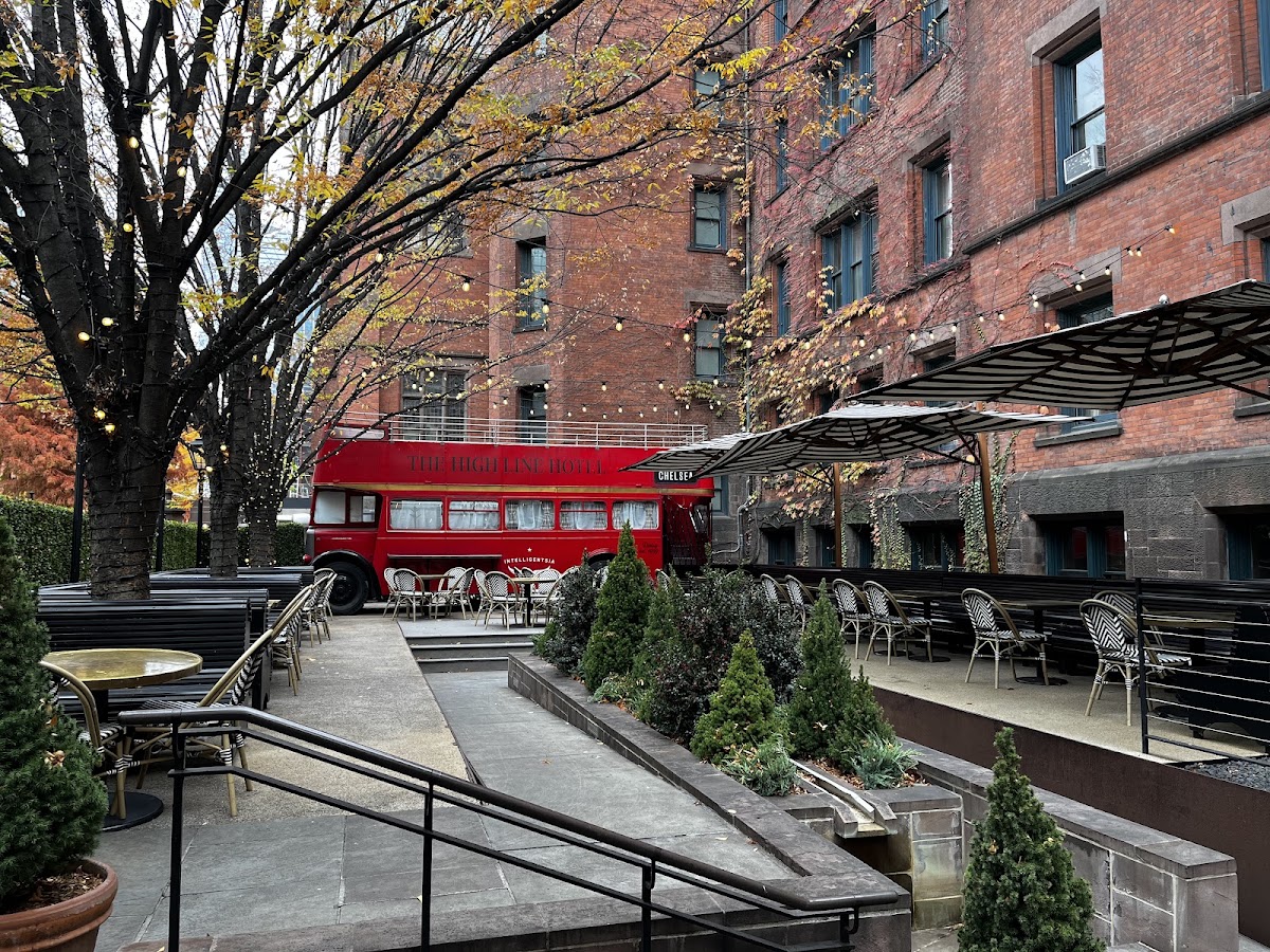 Intelligentsia Coffee High Line Hotel Coffeebar — café photo 4