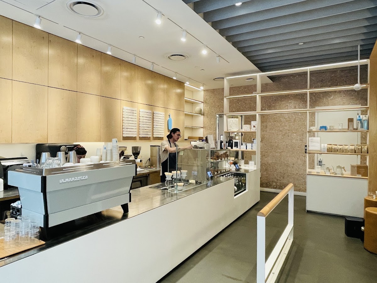 Blue Bottle Coffee NY 10005 — café photo 1