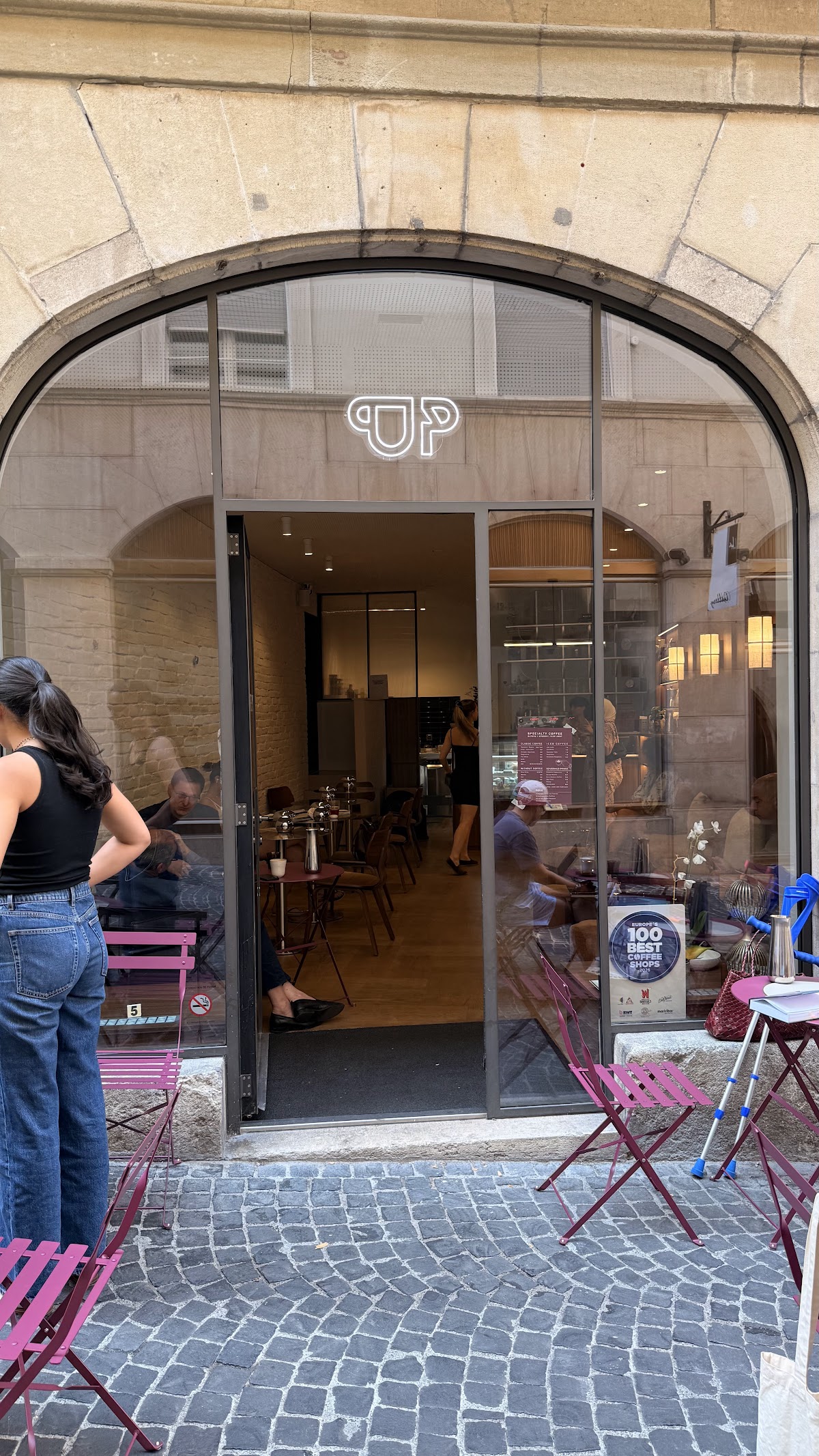 Kaffeine Coffee Shop — café photo 4