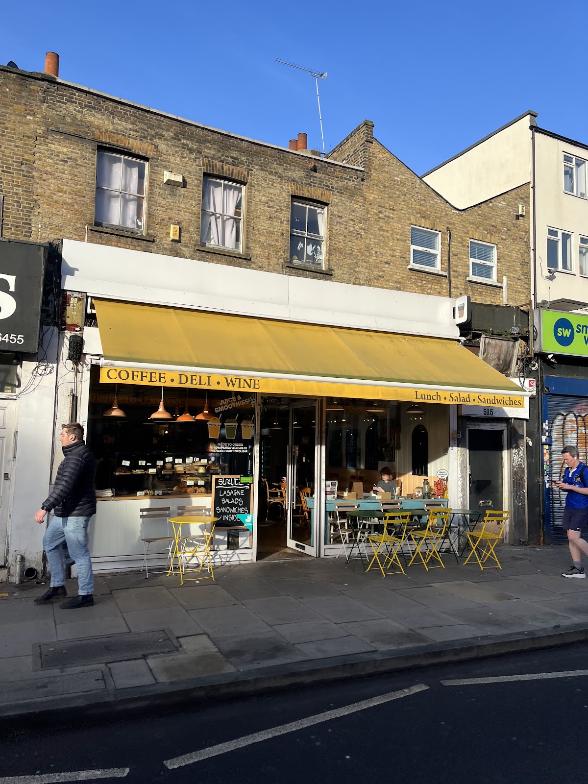 Strelitzia — café photo 5