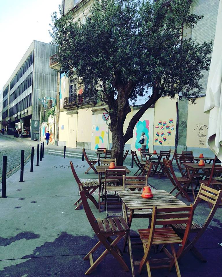 Aduela — café photo 1