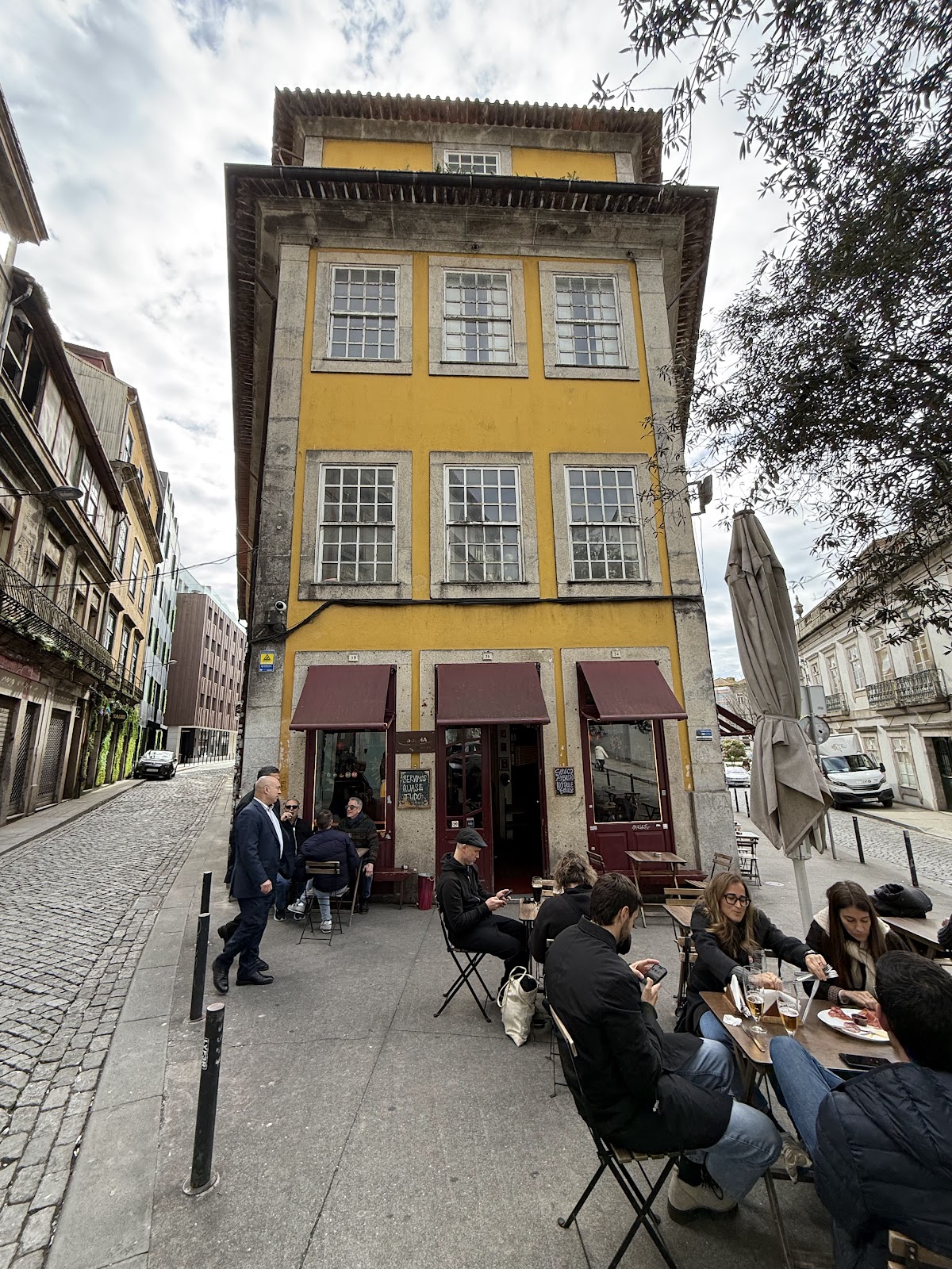 Aduela — café photo 4