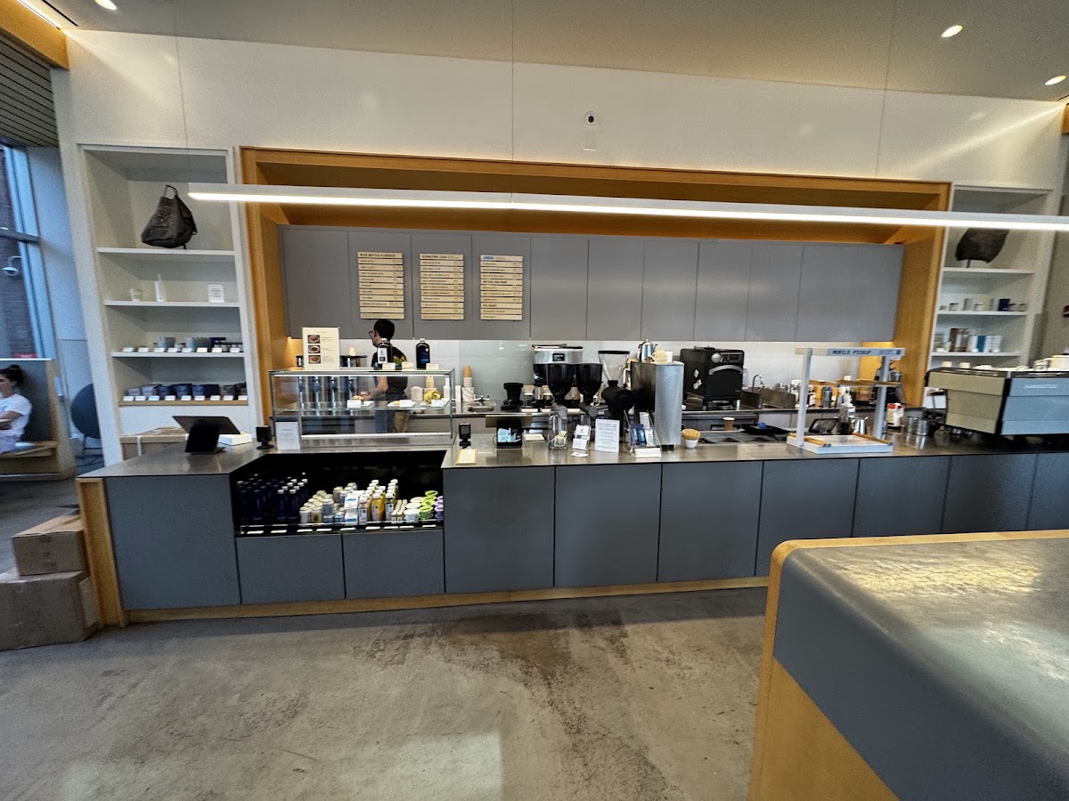 Blue Bottle Coffee Cambridge — café photo 2