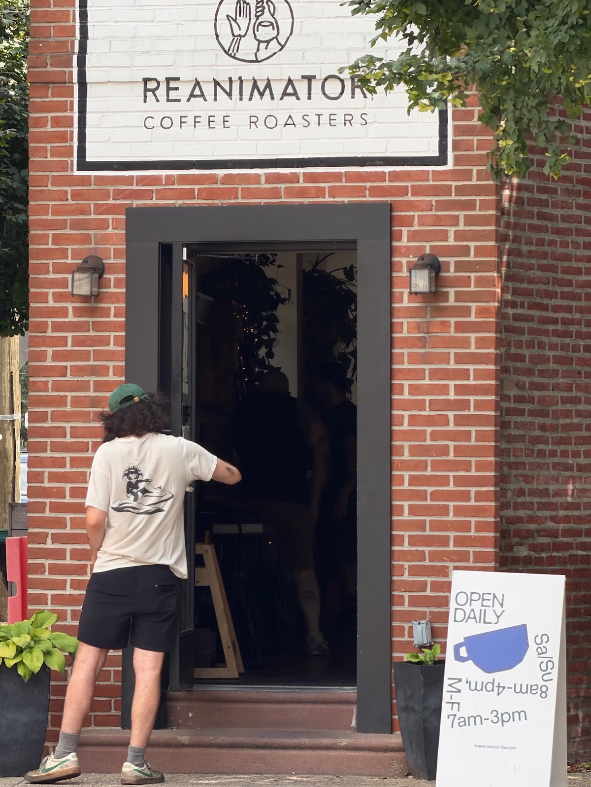 ReAnimator Coffee — café photo 5
