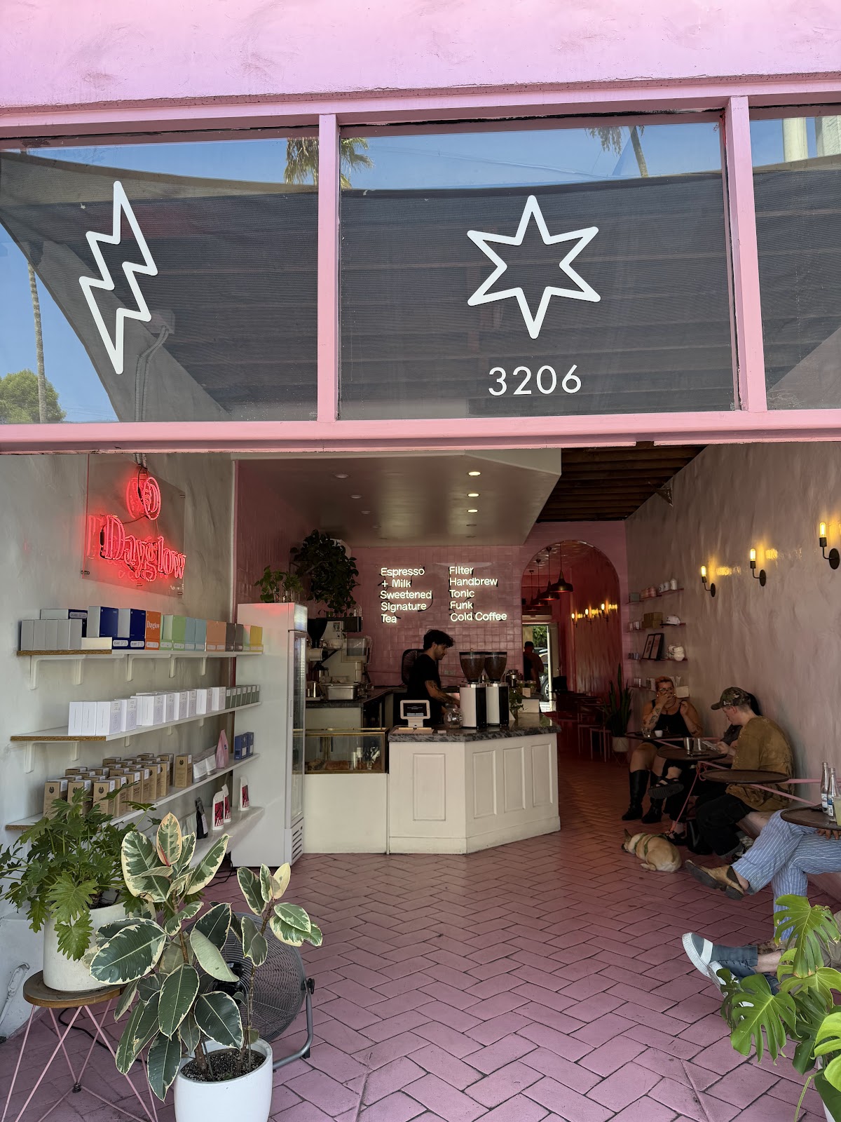 Dayglow Silver Lake — café photo 5