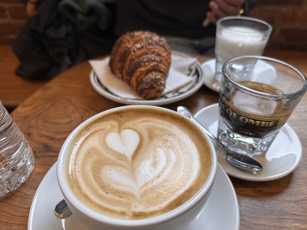 La Colombe Coffee Workshop — café photo 2