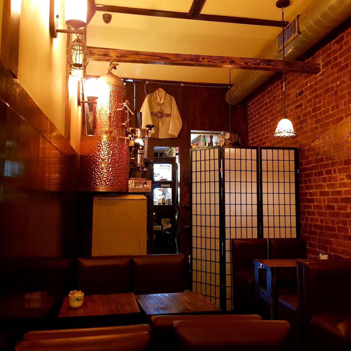 Round K COFFEE ROASTERS — café photo 5
