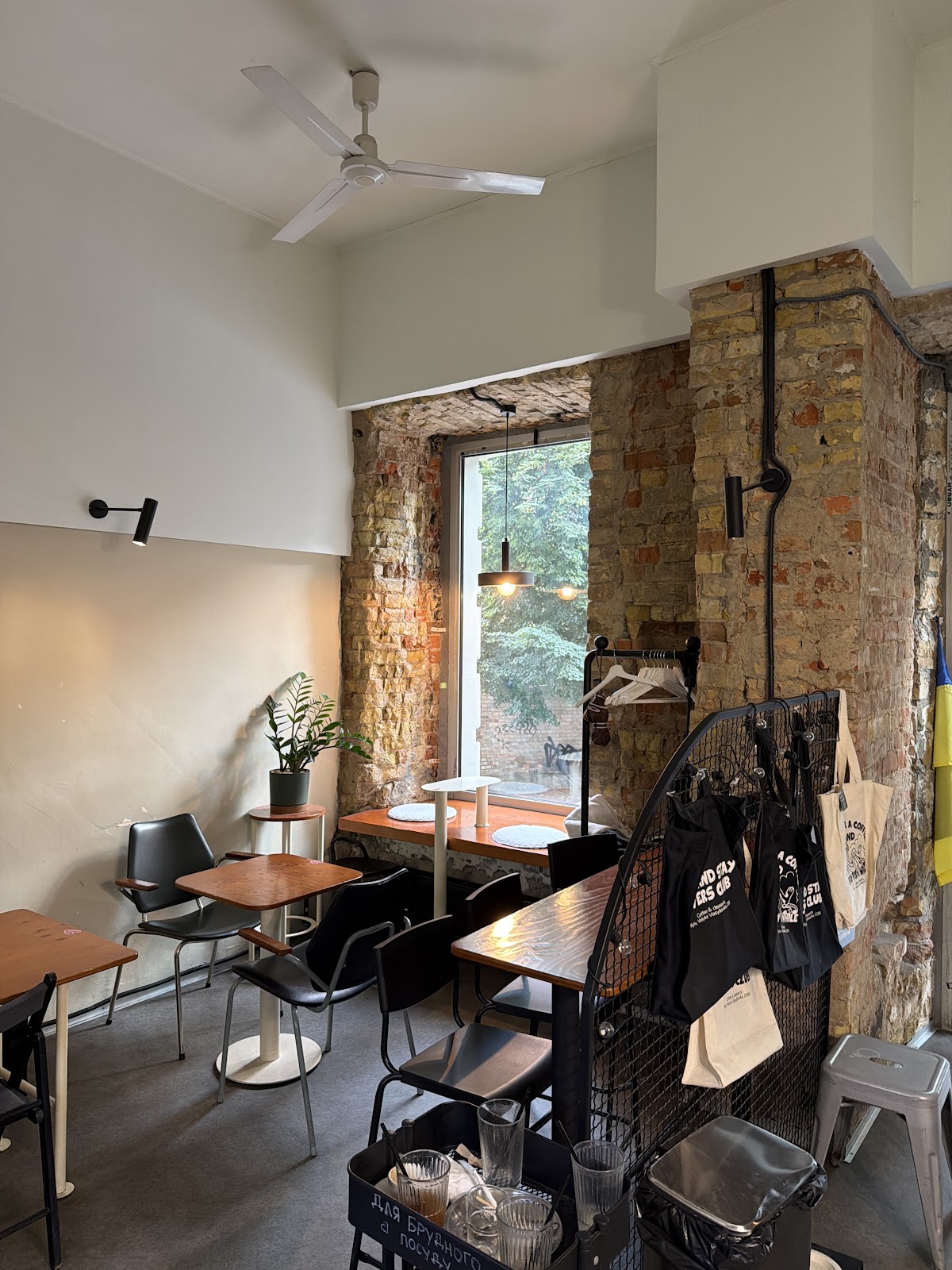 Cream Soda Coffee — café photo 5