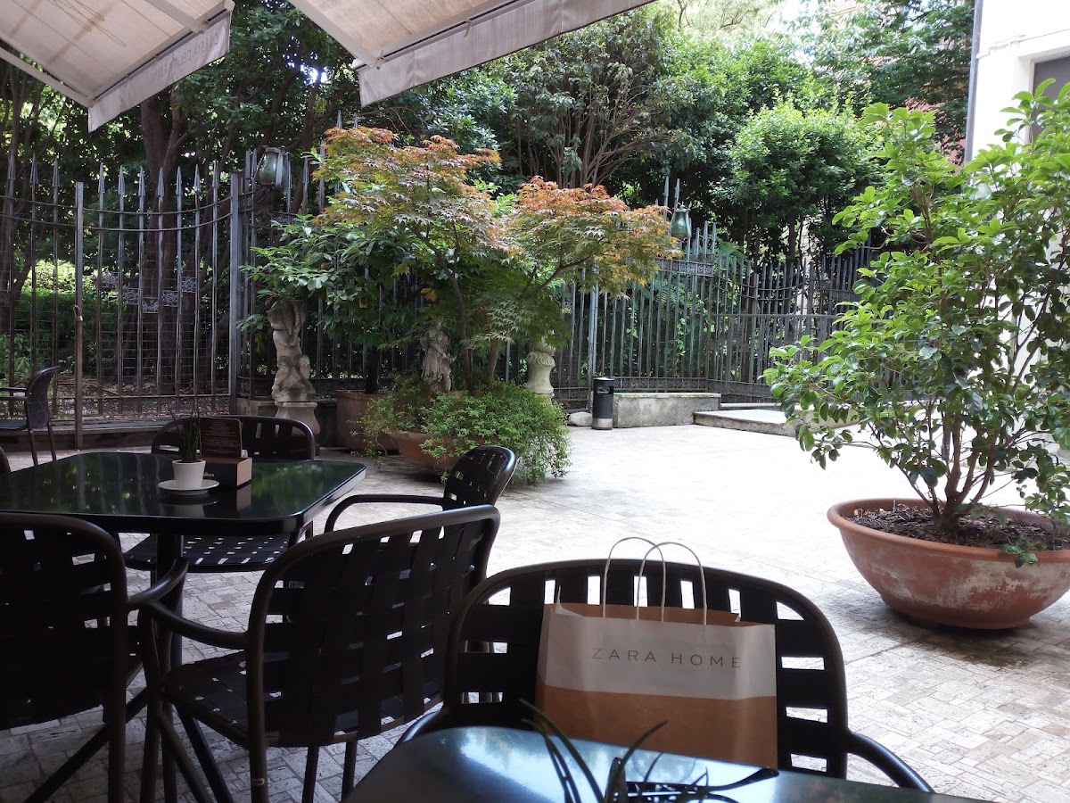 Corsia del Giardino — café photo 6