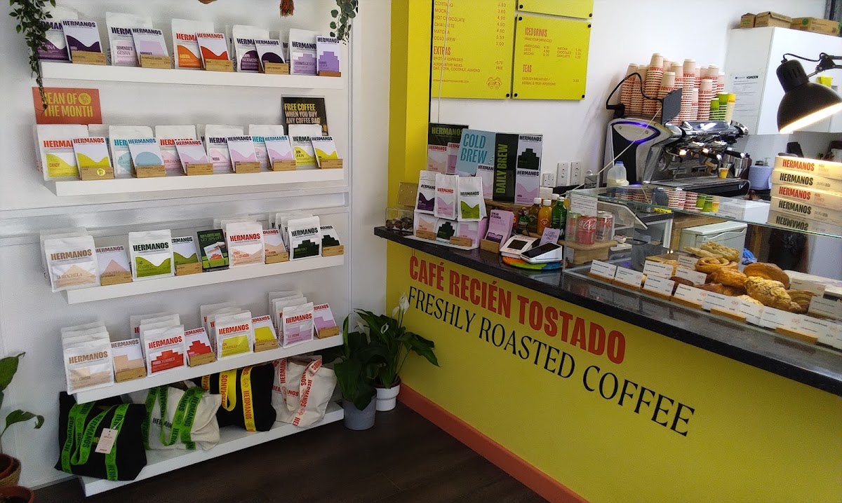 Hermanos Colombian Coffee Roasters – Blackhorse Lane — café photo 3
