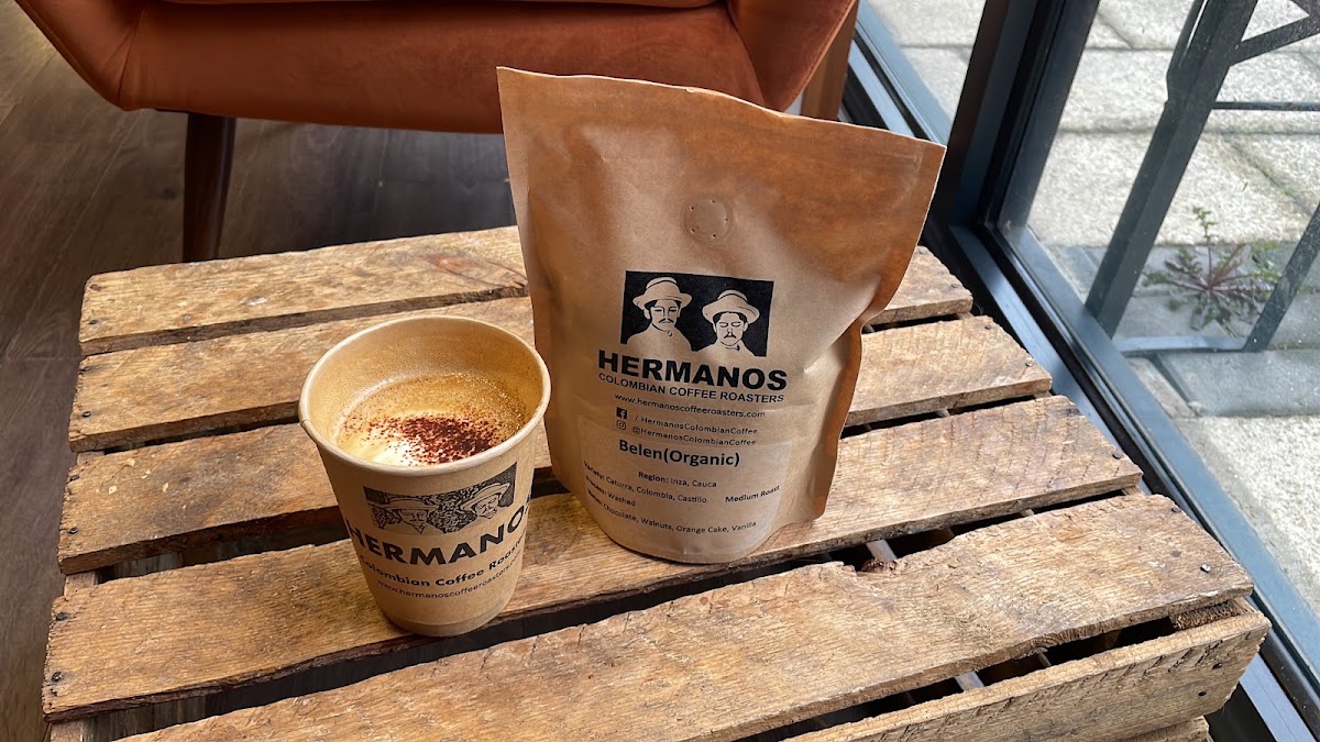 Hermanos Colombian Coffee Roasters – Blackhorse Lane — café photo 6