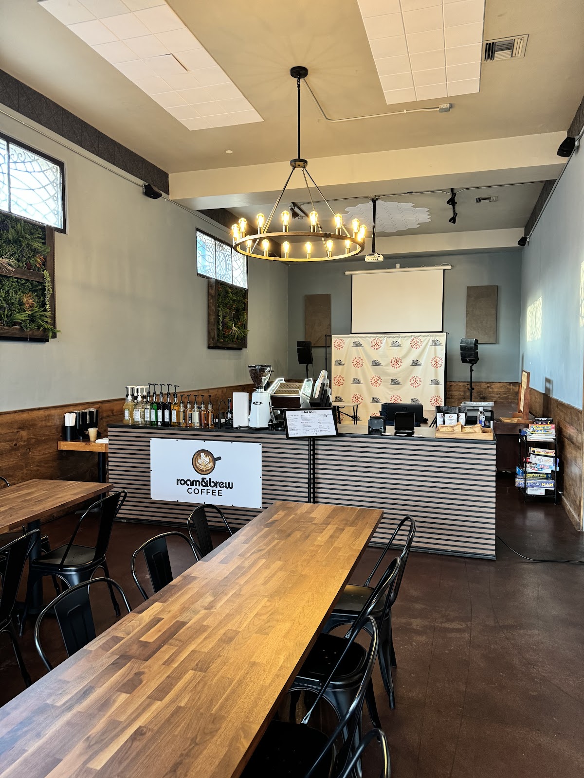Roam & Brew Coffee — café photo 1