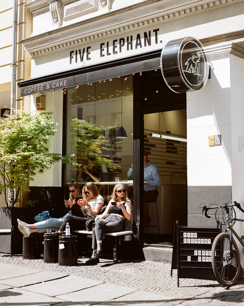 Five Elephant Mitte — café photo 1